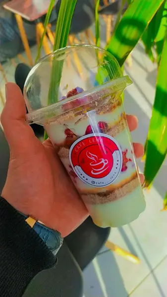  کافه لنا