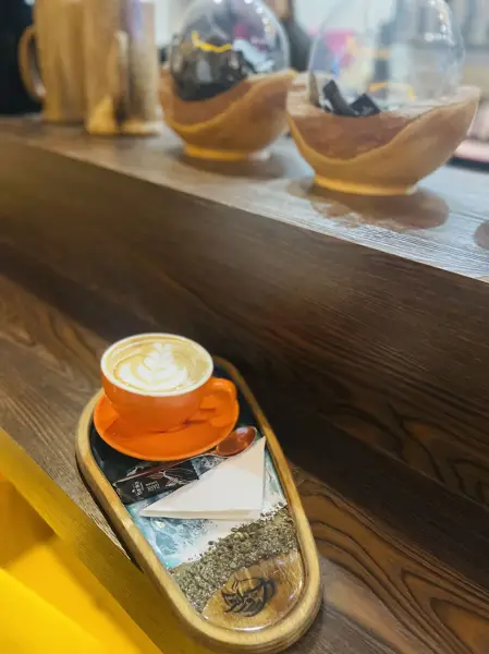  کافه روژانو Rozhano Cafe
