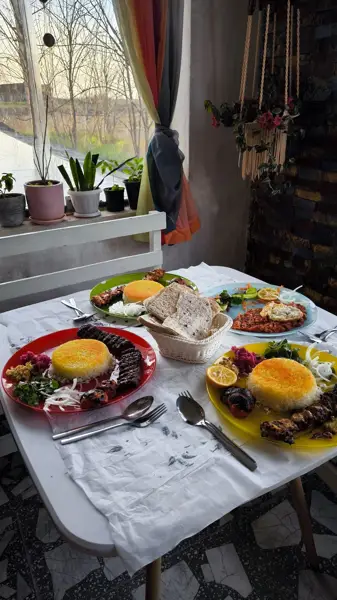  کافه رستوران ساحلی والش
