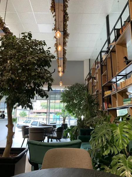 Café cake studio