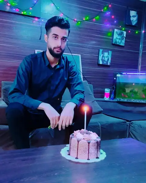  کافه کوئین . کینگ برگر شعبه ۲