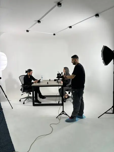  دناین
