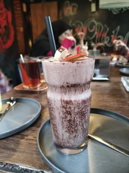  کافه کتاب سایه