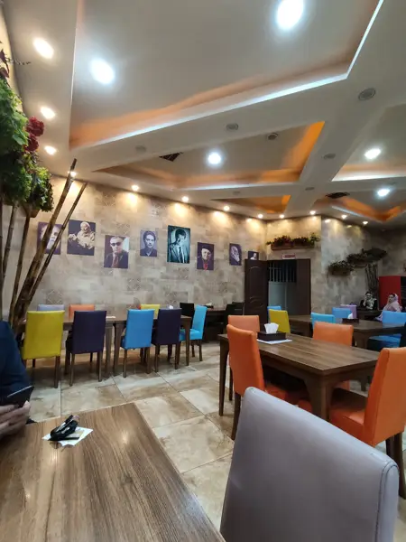 کافه بستنی شیکو