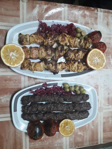  كافه رستوران واحدى
