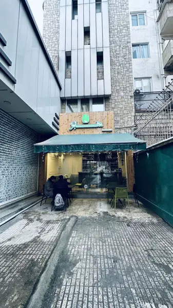 کافی شاپ خانه سبز