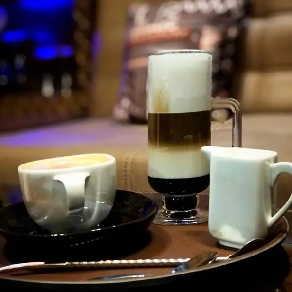  کافه دنج cafe denj