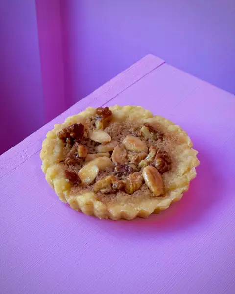  بوتیک شیرینی مانا