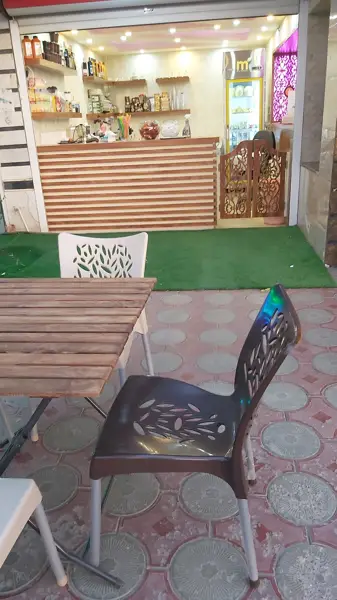  کافی شاپ ، بستنی وحید