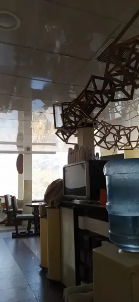 قهوهسرا و صبحانهسرا طهرون
