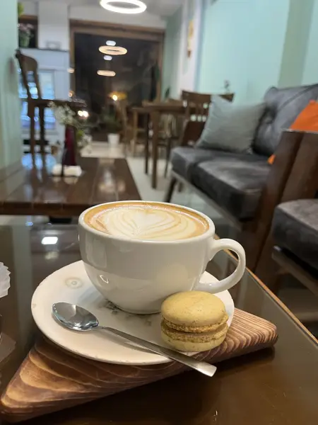 cafe macaron
