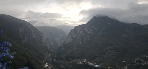 کافه رستوران آهیل اشکور