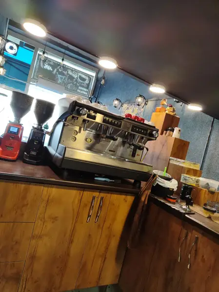  Coffee ahoora