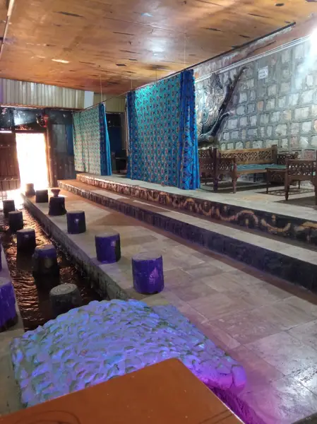  سفره‌خانه سنتی عباس‌بیگ