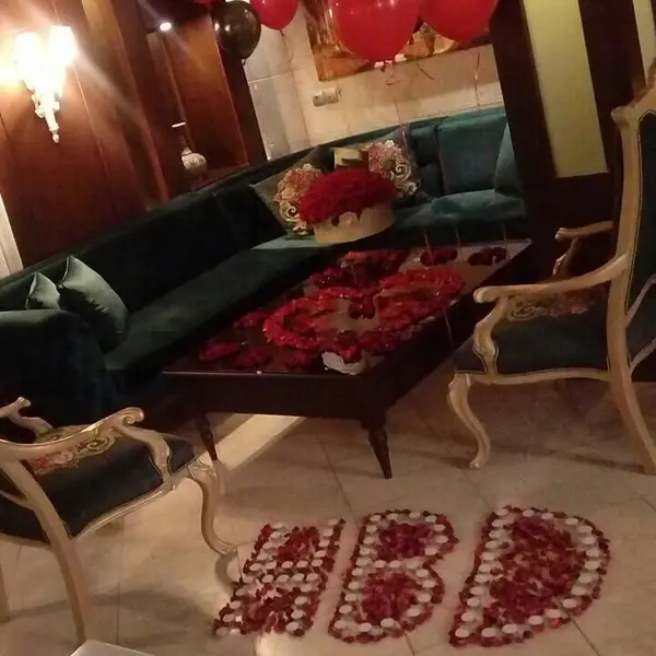 کافه گلوری