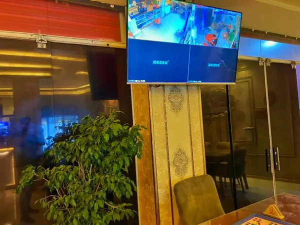  Cafe taj