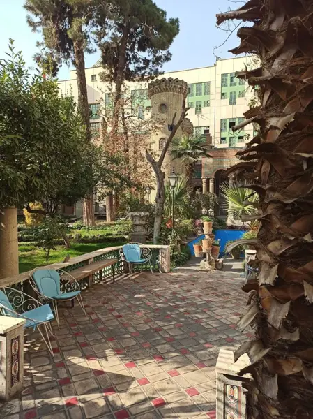  Moghadam Cafe
