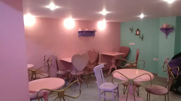  Cafe PEMBE کافه پمبه