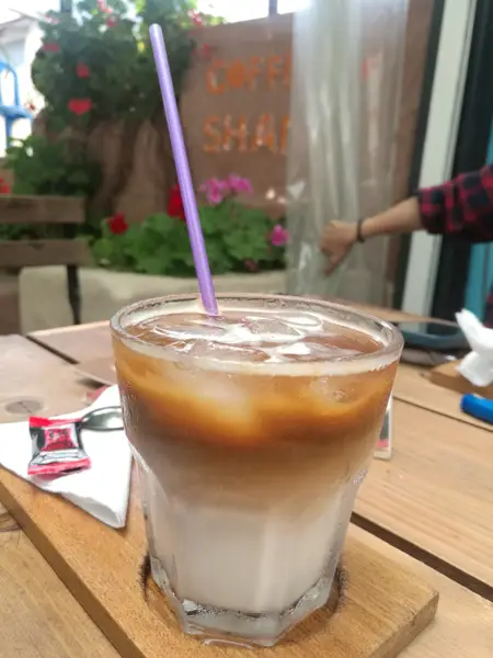  کافه شانتی