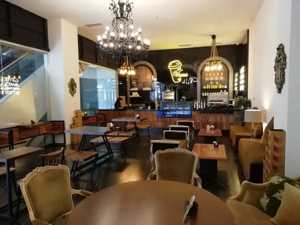 Cafe viuna کافه ویونا