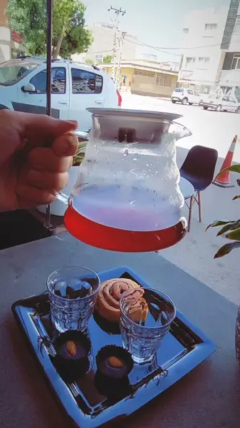  Carbon Café