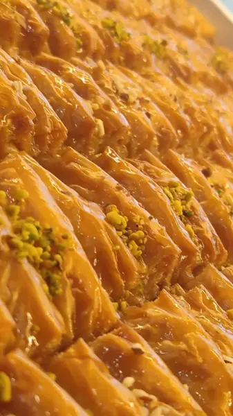  مجموعه کافه باقلوا قنادی هاریکا