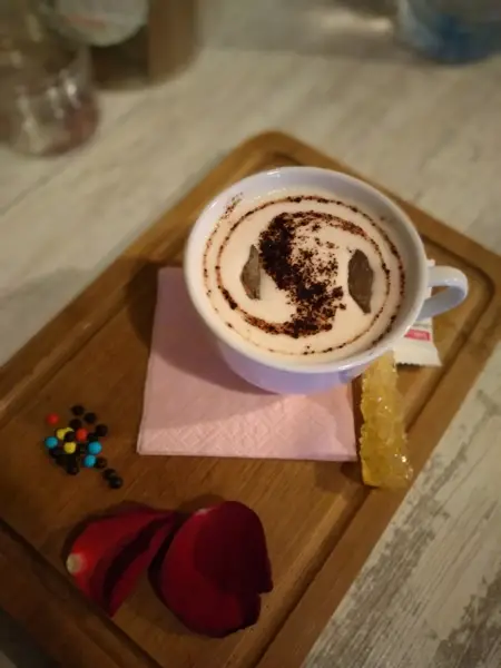  کافی شاپ هنر