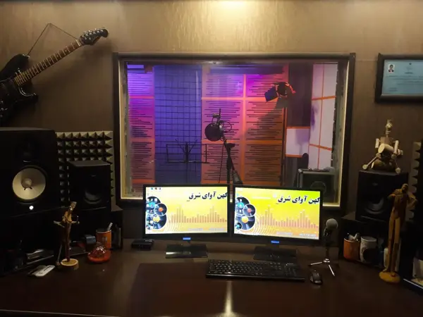  استودیو صدابرداری کهن آوای شرق