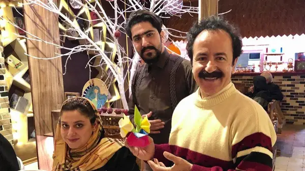  کافه کتاب ماه و ماهی