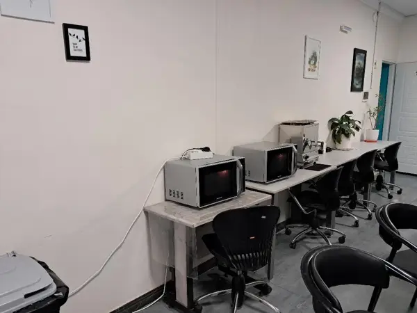 Review image 3