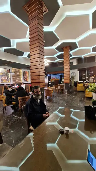  کافه رستوران کاپیتان