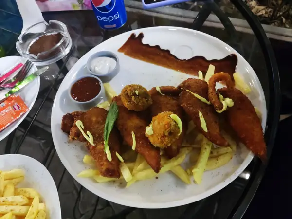  Café Plato