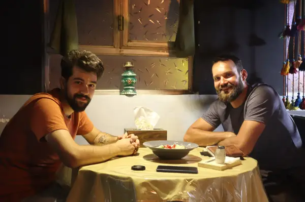  We Café
