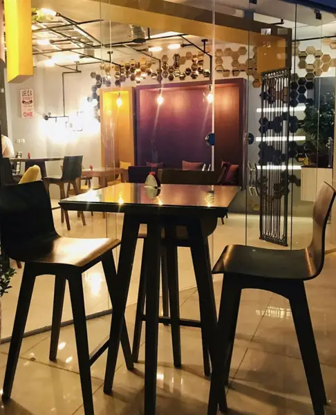  Riwas Coffee shop