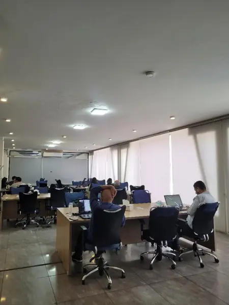 صندلی اشتراکی روزانه