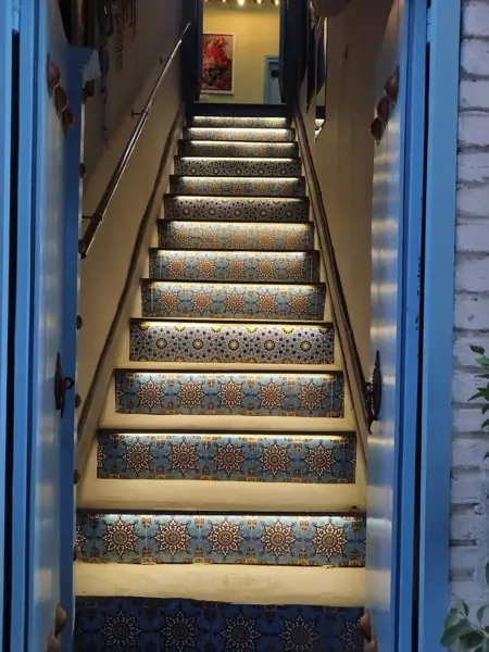  7Khan Cafe Restaurant