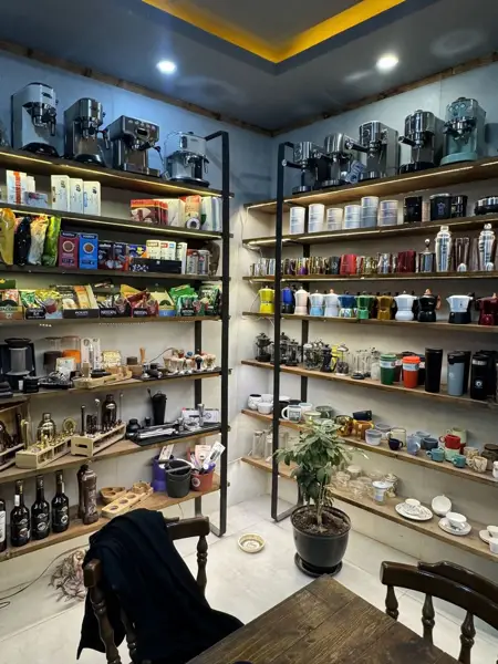 مانی کافه mani coffee