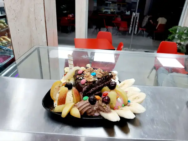  بستنی اوین