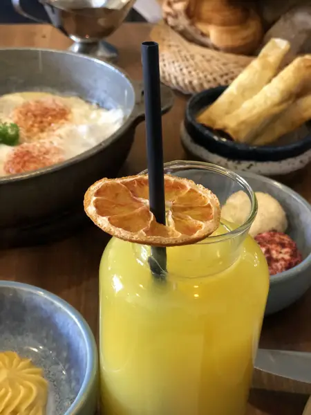  Tueecafe