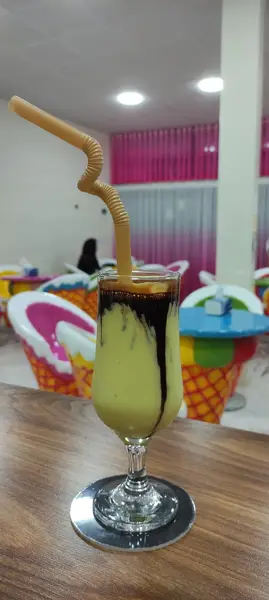 کافه هه نار