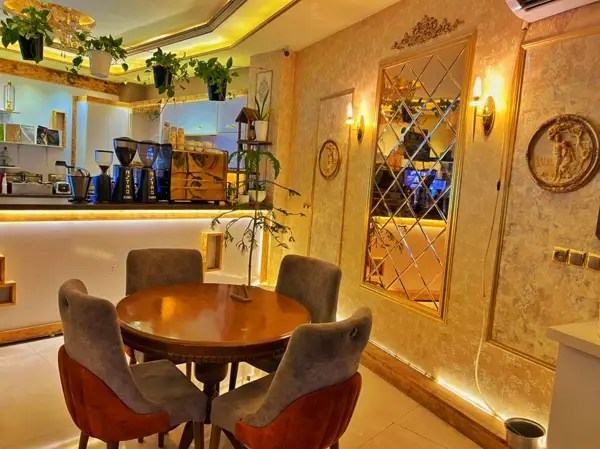  Cafe taj
