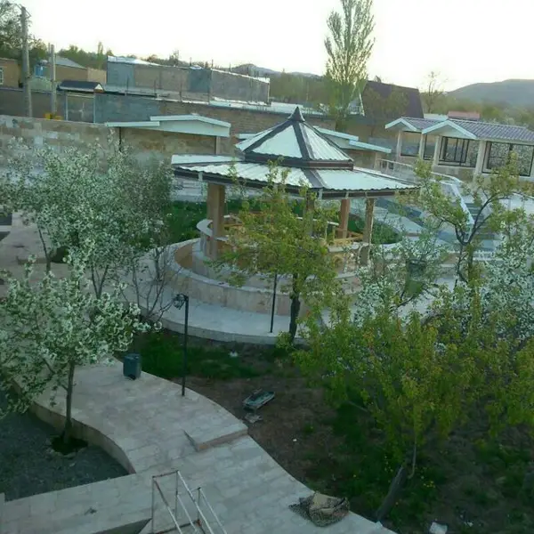  سفره خانه‌ی باخچا