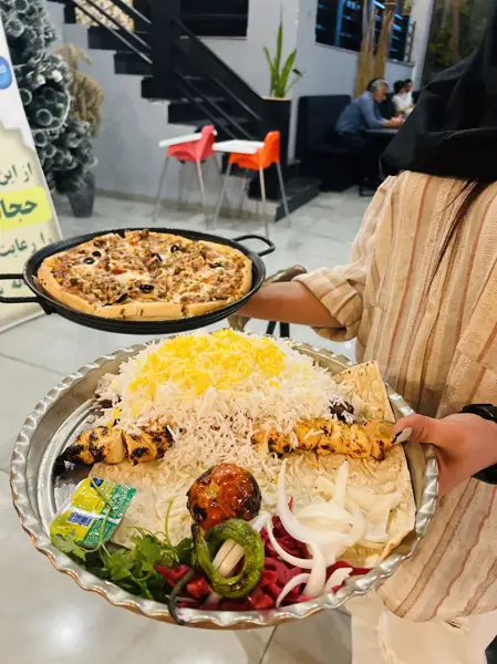  Neo Cafe & Restaurant کافه رستوران نیو