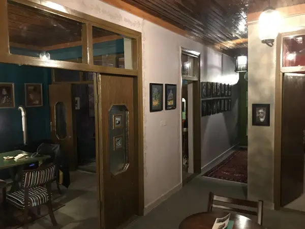 Soho cafe gallery