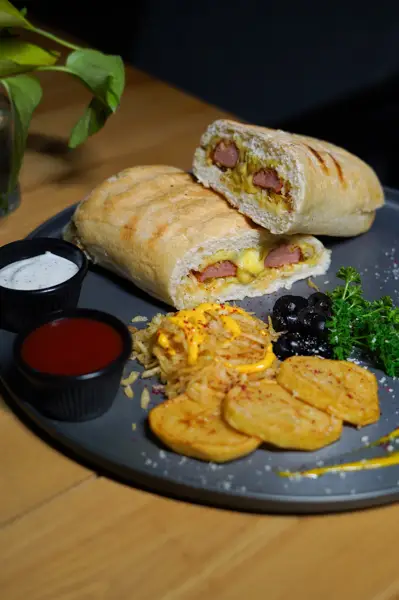  cafe bapiro کافه باپیرو