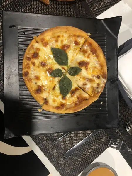  کافه رستوران ایتالیایی راویولی - Ravioli Italian Café Restaurant