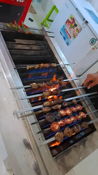  طباخی و جگرکی پاشا