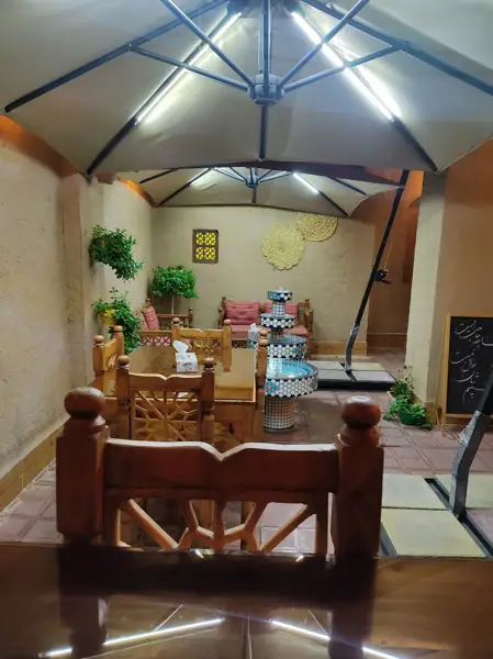  کافه سنتی توتیا
