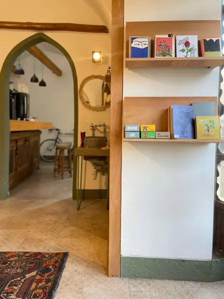  Kar.khune cafe کافه کار.خونه