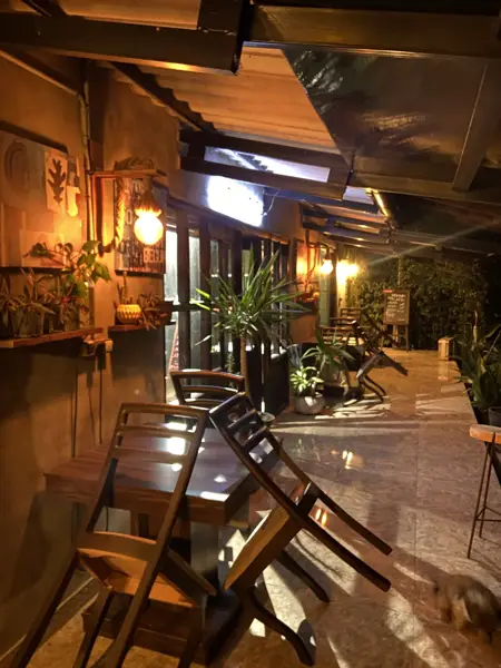 She cafe